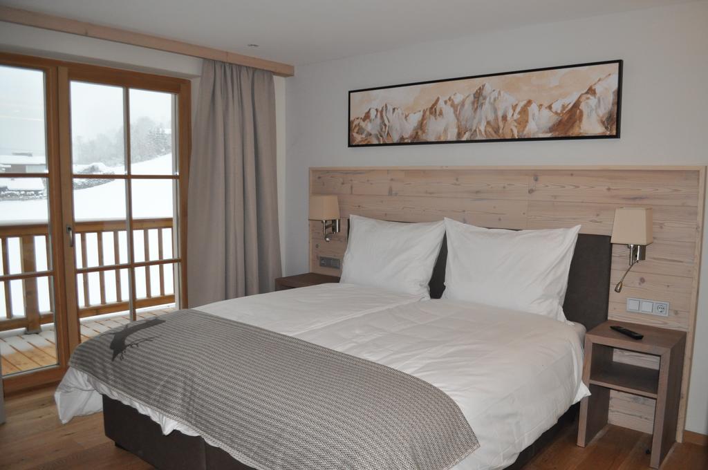 Alpen Chalet Dorfwies Кирхберг Номер фото